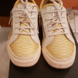 ITALIAN Giuseppe Zanotti Yellow & WHITE Textured Low-Top Sneakers